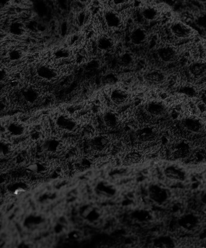 Ola Kjole, Black